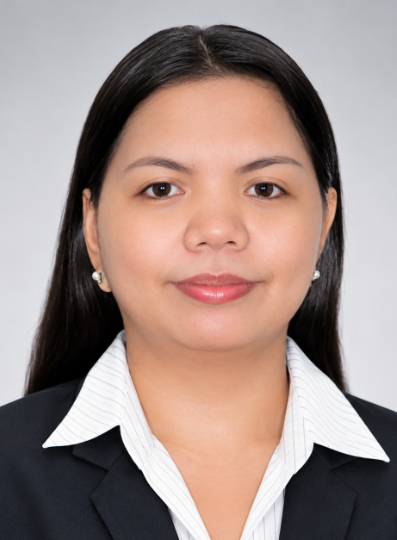 Maria Lourdes Y. Cainday教师资格证照片